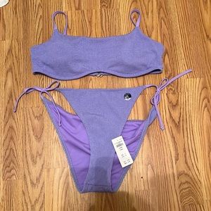 NWT Hollister Cheeky Bottoms and NWOT Scoop Neck Bikini Top Light Purple